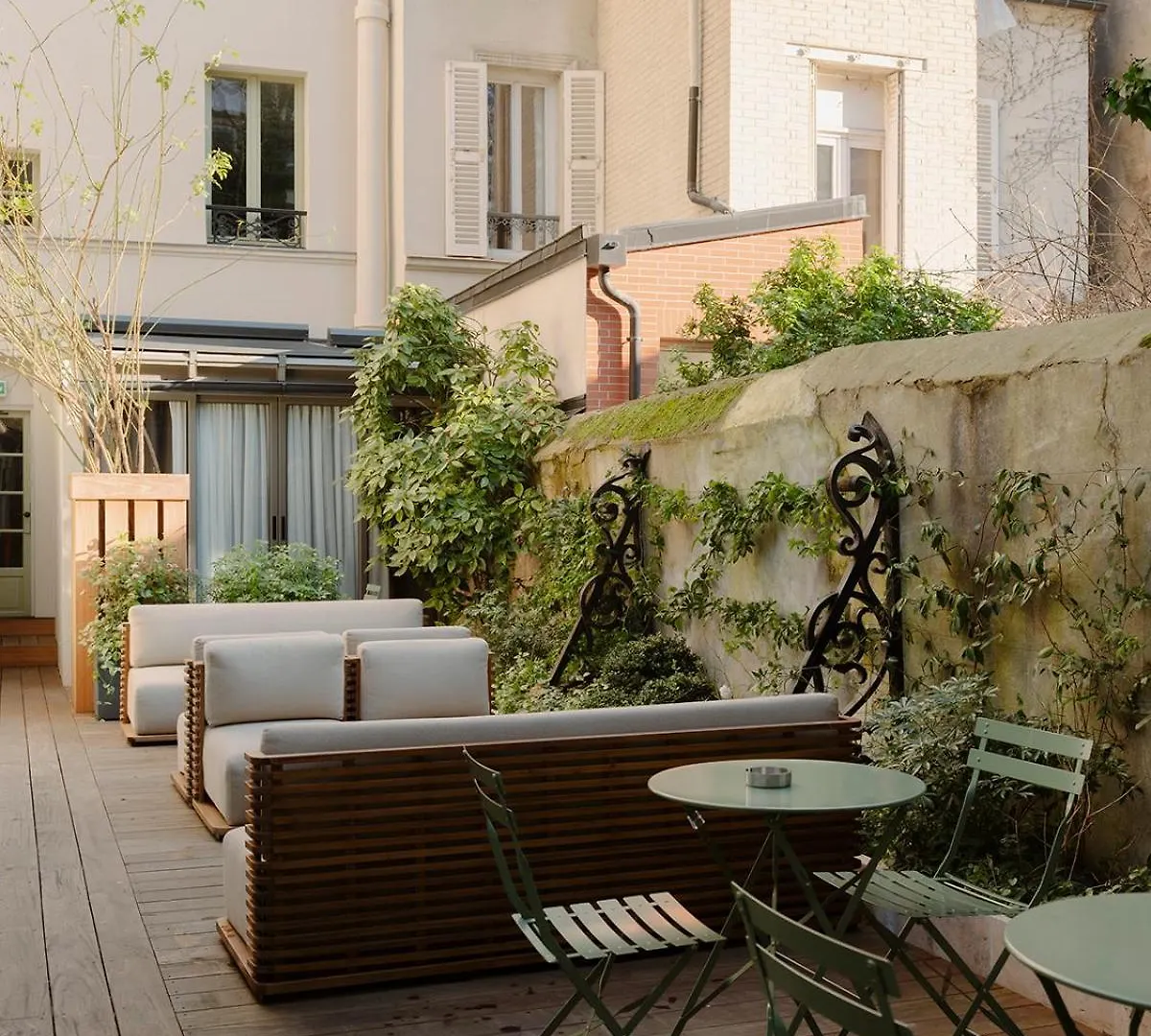 Aparthotel Maison Du Moulin Vert Paris